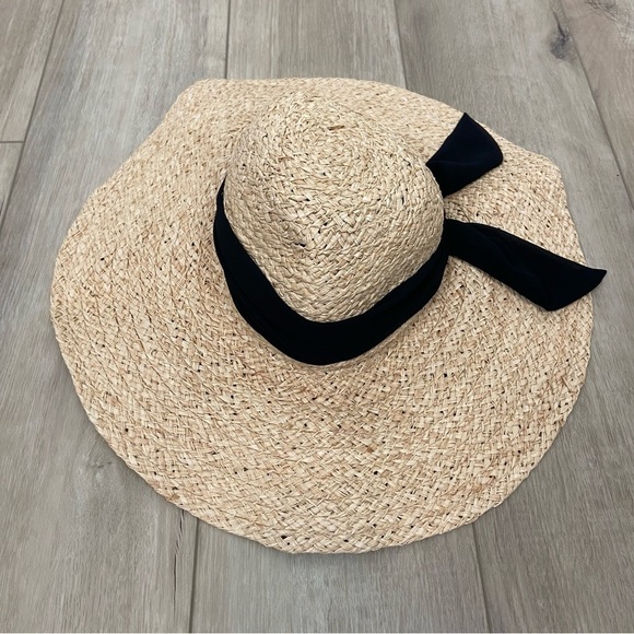 Hat Attack Avalon Sunhat in Natural & Black main image 7